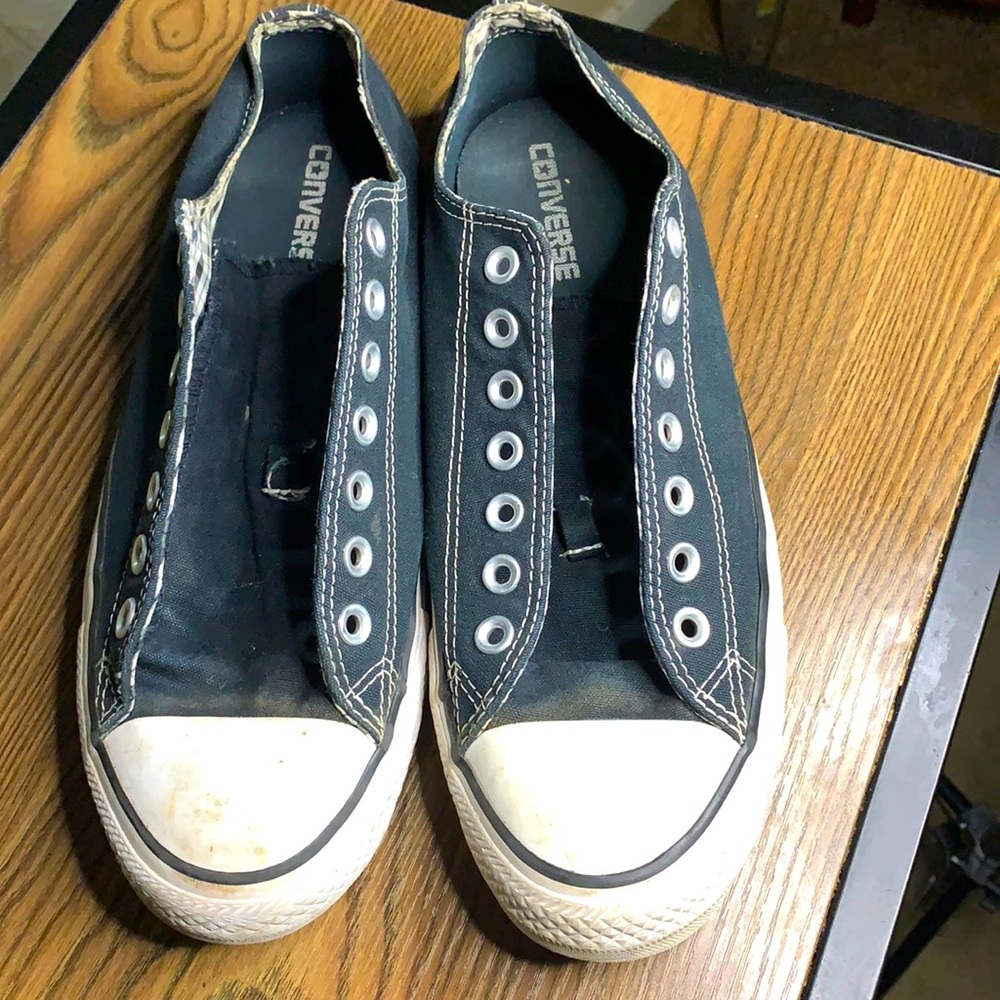 Size 11 converse all star men’s